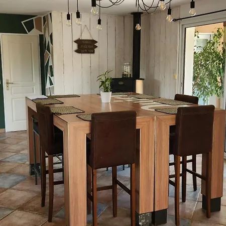 Villa Familliale Au Calme Sans Vis A Vis, Bbq, Piscine Privee, Proche De La *
